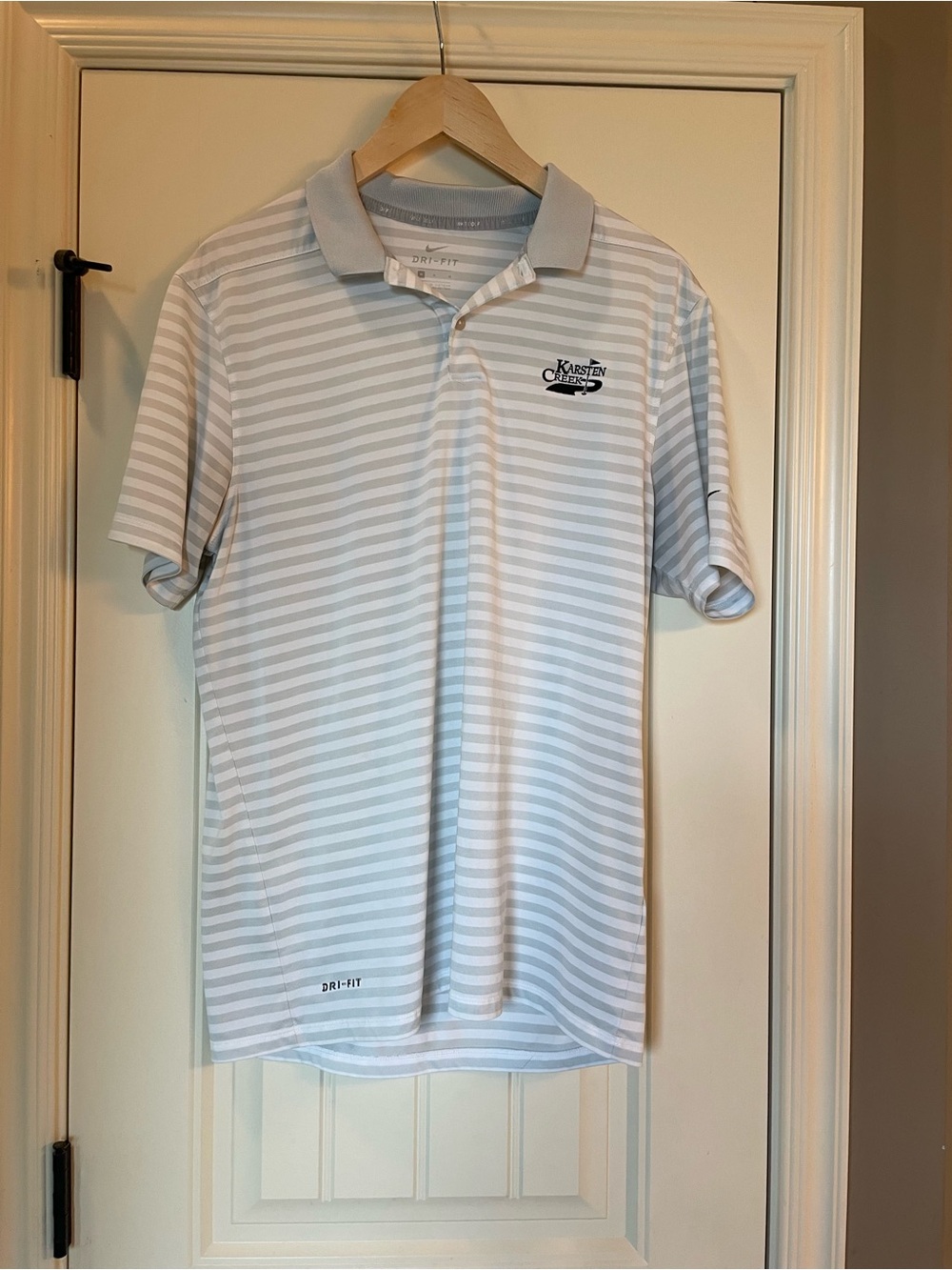 Nike Men’s Light Gray & White Striped Polo With Karsten Creek Logo